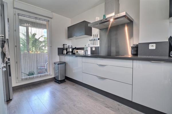 Chateau gombert (13013) Duplex T5 avec terrasse et garage...