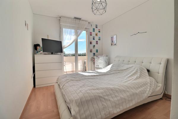 Chateau gombert (13013) Duplex T5 avec terrasse et garage...