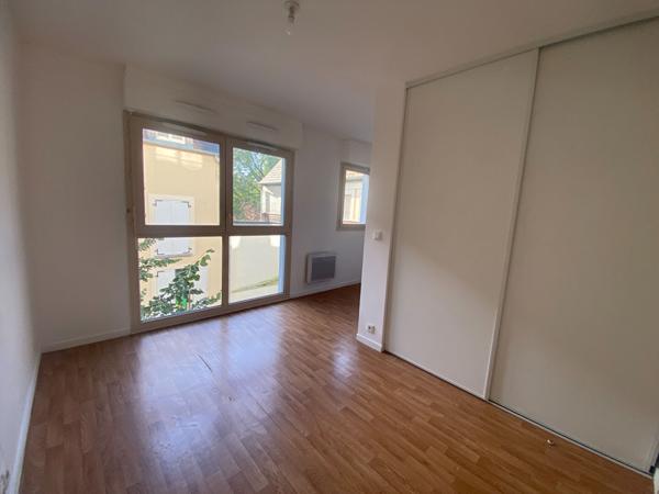 Appartement Corbeil Essonnes 1 pièce(s) 18.19 m2
