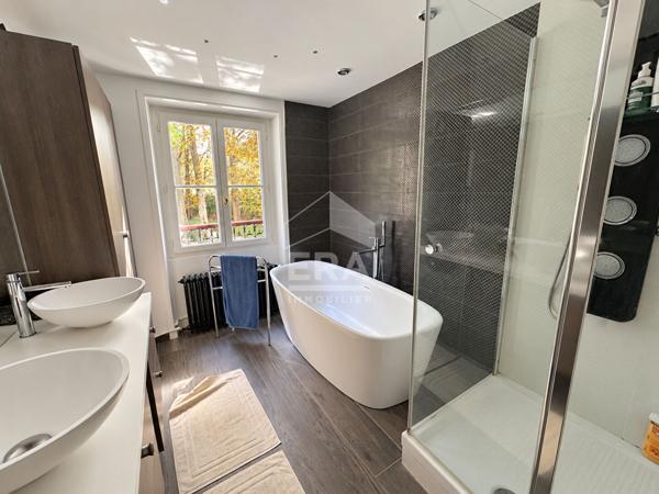 LUZARCHES  PROPRIÉTÉ RARE 246m2