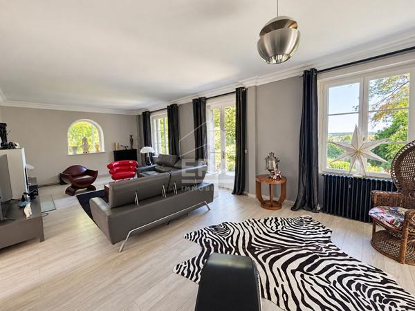 LUZARCHES  PROPRIÉTÉ RARE 246m2