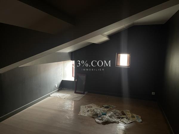 Toul Centre ville, maison mitoyenne de 105 m², 4 chambres sur 3 niveaux Toul (54200)