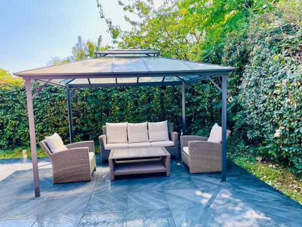 MAISON D'ARCHITECTE DE 200 M2 SANS VIS A VIS