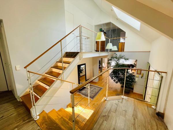 MAISON D'ARCHITECTE DE 200 M2 SANS VIS A VIS