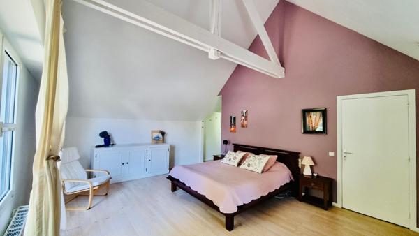 MAISON D'ARCHITECTE DE 200 M2 SANS VIS A VIS