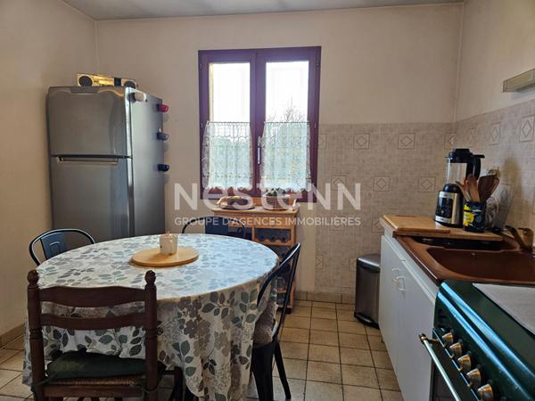 A VENDRE A LA FLECHE Pavillon de plain-pied proche écoles et commerces