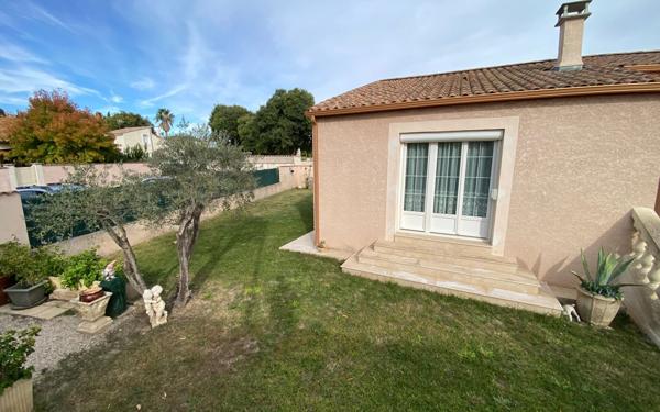 Maison à vendre    4 pièces •  Nîmes