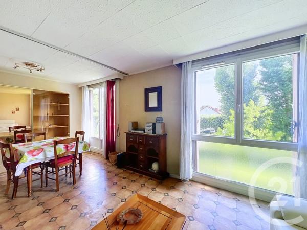 Appartement F3 à vendre  3 pièces - 61,81 m 2   VILLENEUVE LE ROI  - 94