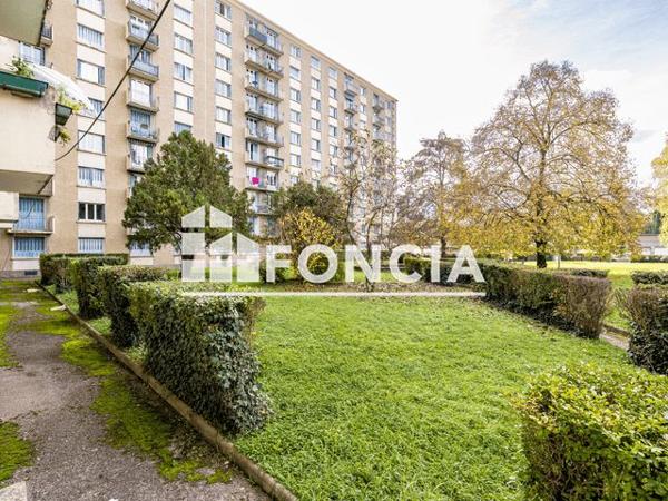 À vendre Appartement 5 pièces 85.04 m² - Saint-martin-d'hères 38400