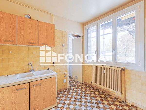 À vendre Appartement 5 pièces 85.04 m² - Saint-martin-d'hères 38400