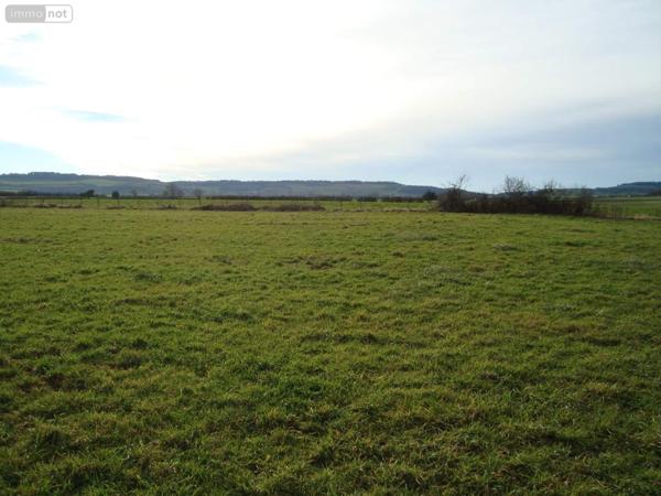 Terrain à Batir à vendre à Pouilly-en-Auxois en Côte-d'Or (21320), ref : 044/2025/102-044/2025/103