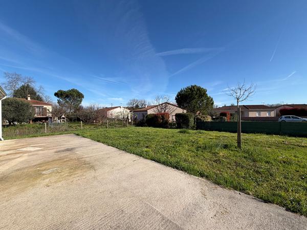 MAISON T4 DE PLAIN-PIED - JARDIN