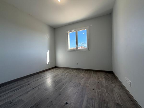 MAISON T4 DE PLAIN-PIED - JARDIN