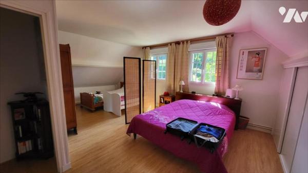 Belle maison sur sous-sol avec parc de 5187 m²