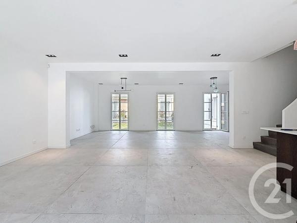 Maison à vendre  8 pièces - 232,13 m 2   ST MAURICE  - 94