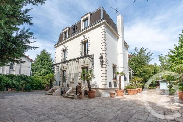 Maison à vendre  8 pièces - 232,13 m 2   ST MAURICE  - 94