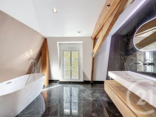 Maison à vendre  8 pièces - 232,13 m 2   ST MAURICE  - 94