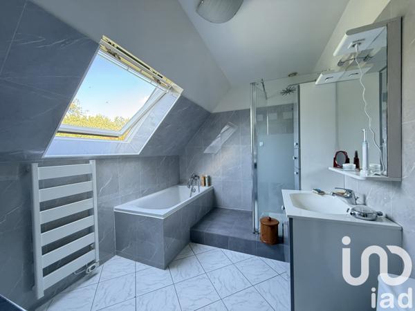 Maison à vendre 7 pièces 144 m² Crécy-la-Chapelle