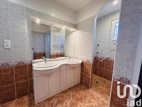 Maison à vendre 6 pièces 166 m² Vias