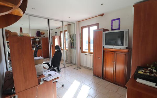 Maison à vendre    5 pièces •  Blausasc