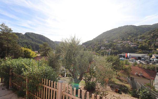 Maison à vendre    5 pièces •  Blausasc