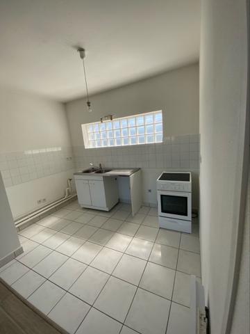 PROCHE CHU T2,  
Nantes 44000