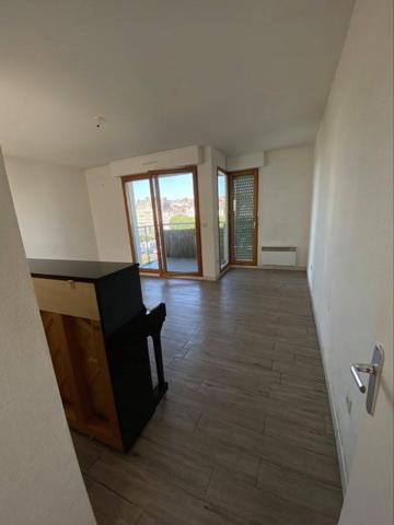 PROCHE CHU T2,  
Nantes 44000