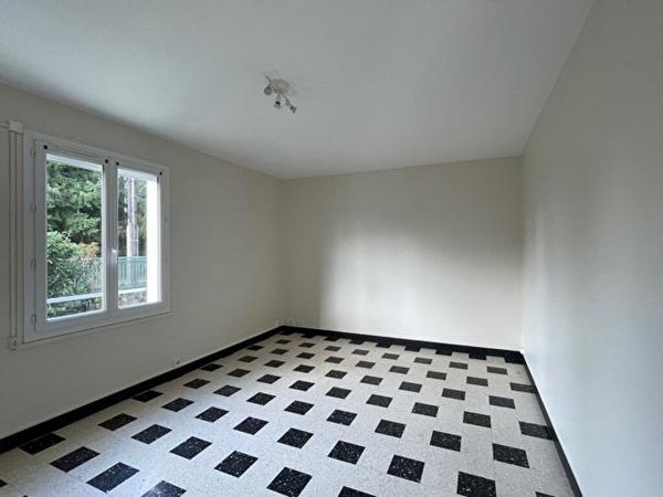 Maison LOURY 4 pièce(s) 76 m2