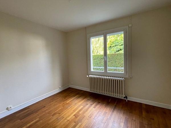 Maison LOURY 4 pièce(s) 76 m2