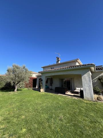 VILLA AVEC GRAND JARDIN SAINT-SIMON