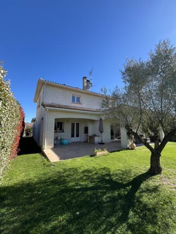 VILLA AVEC GRAND JARDIN SAINT-SIMON