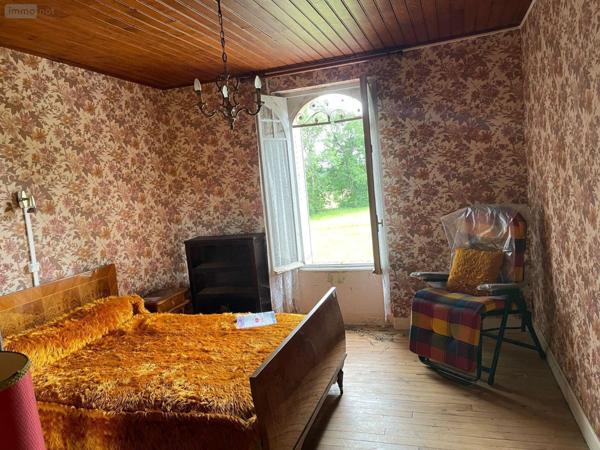 Maison à vendre à Ally dans le Cantal (15700), ref : 15060/1082