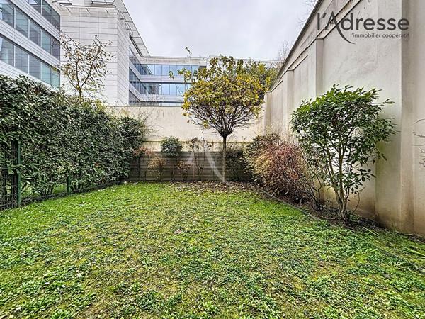 Suresnes - 3 pièces - Terrasses jardin de 103 m² - parking - cave