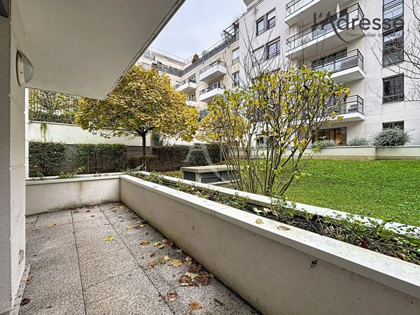 Suresnes - 3 pièces - Terrasses jardin de 103 m² - parking - cave