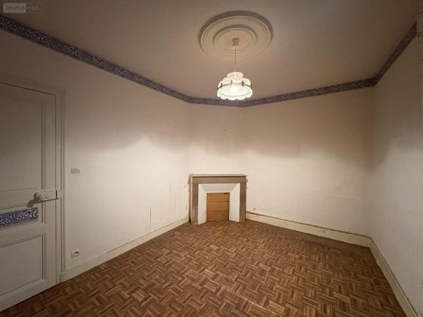 Maison à vendre à Chaillac dans l'Indre (36310), ref : 037/2631