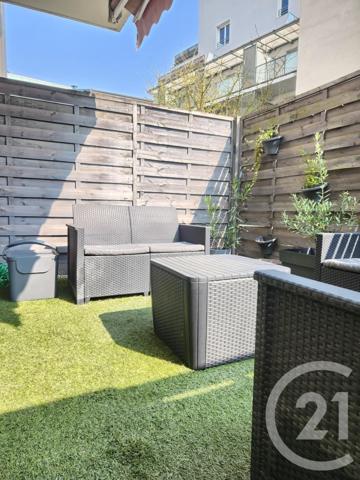 Appartement F3 à vendre  3 pièces - 70,15 m2 VAULX EN VELIN - 69