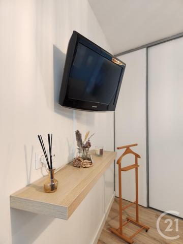 Appartement F3 à vendre  3 pièces - 70,15 m2 VAULX EN VELIN - 69