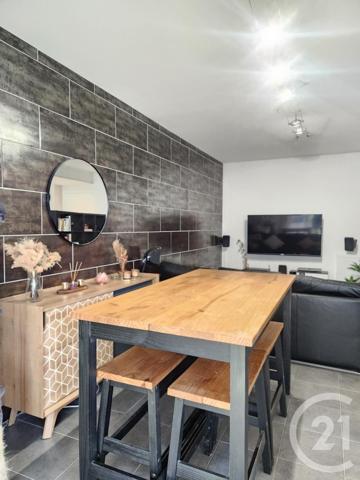 Appartement F3 à vendre  3 pièces - 70,15 m2 VAULX EN VELIN - 69