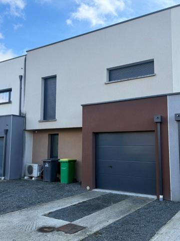 BATIGNOLLES MAISON RECENTE 4 CHAMBRES + GARAGE