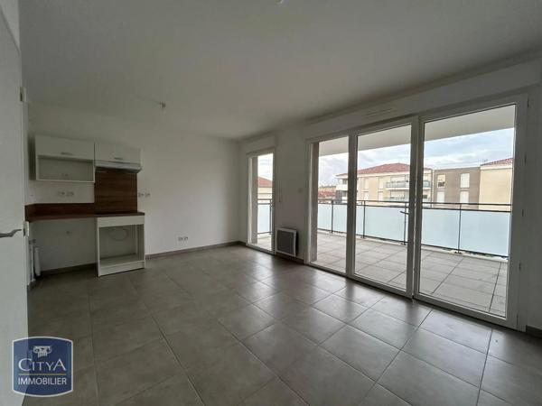 Appartement à louer 3 pièces 60.81m² Avignon (84000)