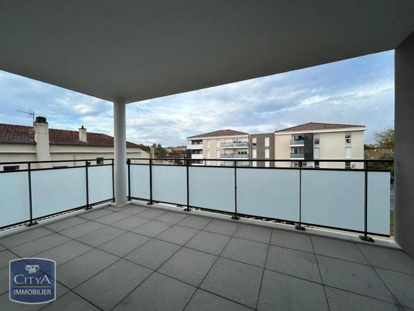 Appartement à louer 3 pièces 60.81m² Avignon (84000)