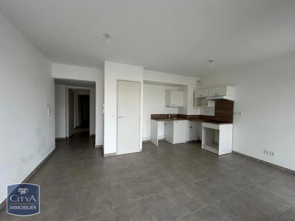 Appartement à louer 3 pièces 60.81m² Avignon (84000)
