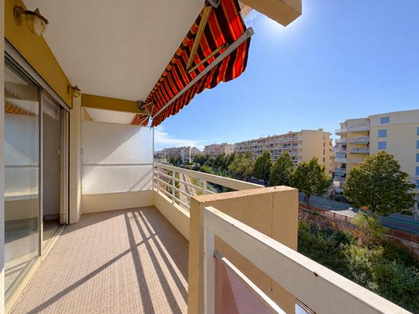 APPARTEMENT PROCHE MER