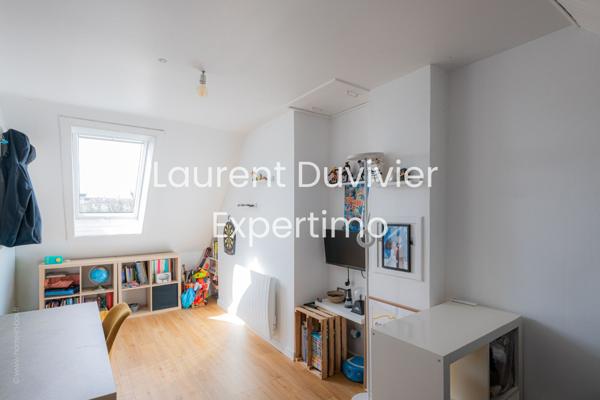 Bois-d'Arcy (78390) Maison rénovée avec jardin exposé plein sud, 3 chambres, décoration contemporaine, aucun travaux.
