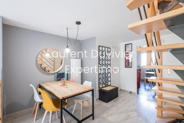 Bois-d'Arcy (78390) Maison rénovée avec jardin exposé plein sud, 3 chambres, décoration contemporaine, aucun travaux.