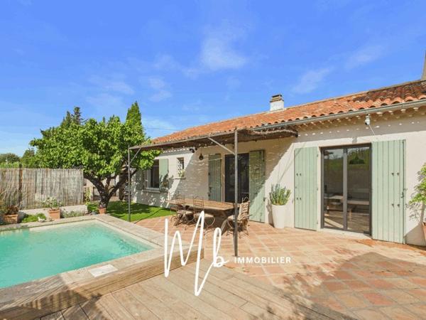 OLLIOULES AUX PORTES DE SANARY – MAISON RÉNOVÉE AVEC PISCINE – 3 CHAMBRES – 642 000 € FAI