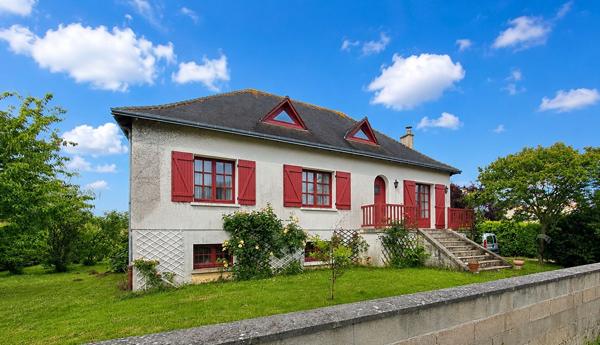 BELLE MAISON  PROCHE RIVIERE