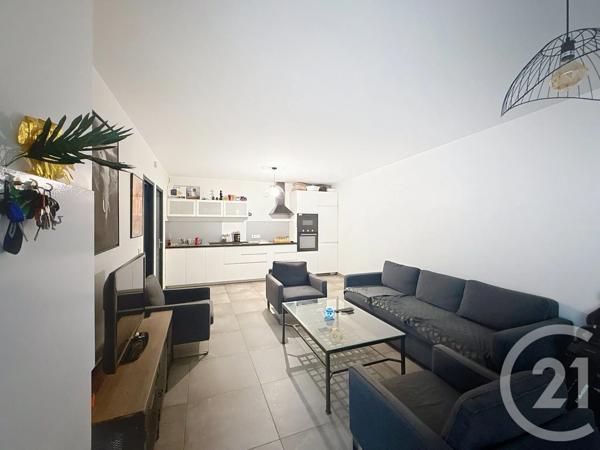 Appartement F2 à vendre  2 pièces - 49,70 m 2   COUBRON  - 93
