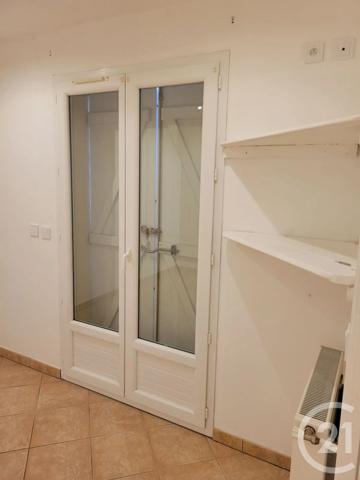 Appartement F2 à vendre  2 pièces - 49,70 m 2   COUBRON  - 93