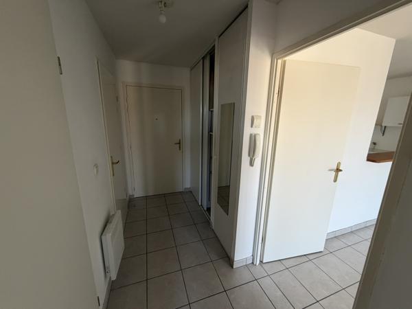 Appartement
                                                                                                                                                                                                                                                                                                                        2 pièce(s)                                                                                                                                                                                                          1 chambre(s)                                                                                                                                                                                                          48  m²